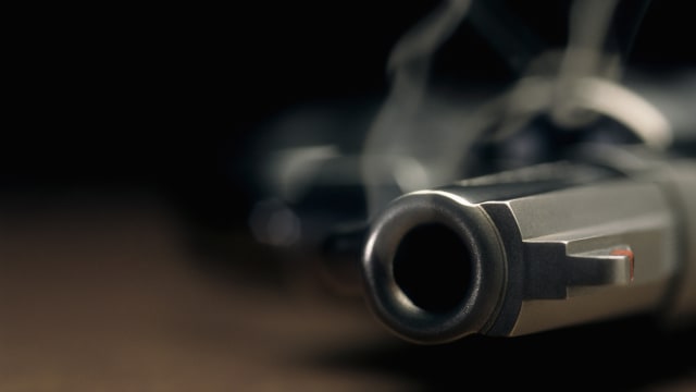 手枪留家里  马国警官女儿疑好奇把玩射死自己