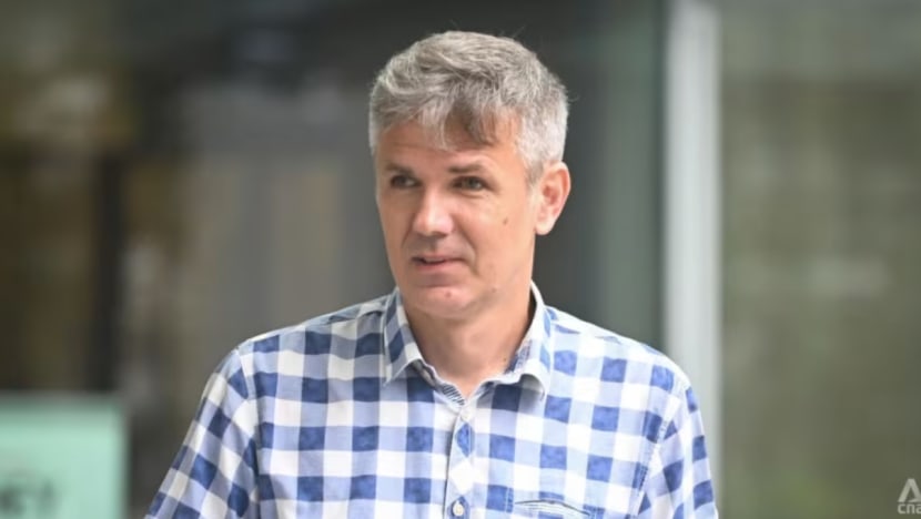 Penjara 10 hari bagi lelaki yang cekik pegawai keselamatan MBS dalam lif 