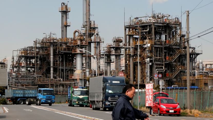 Japan's factory activity declines accelerate, services sag, PMI shows