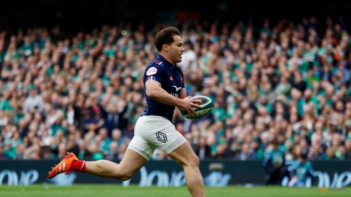 Dupont back for France in Six Nations opener against Ireland