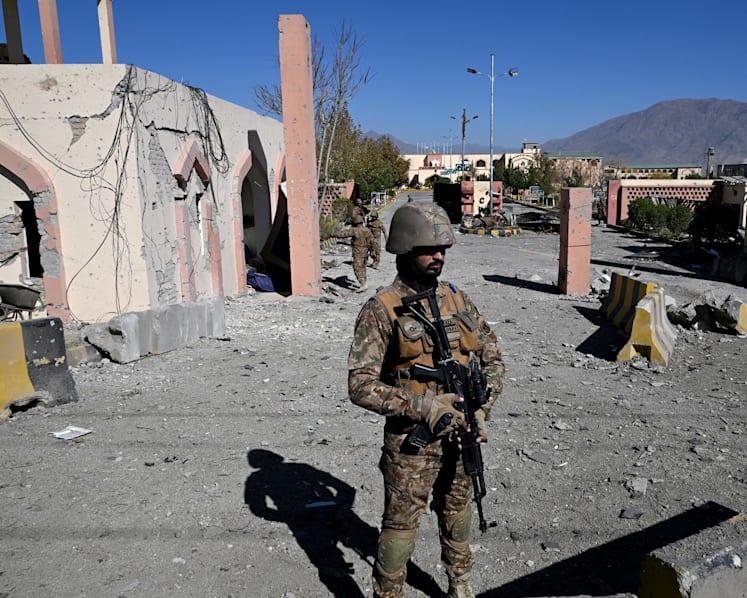 Pakistan blames Afghans for Islamabad suicide attack