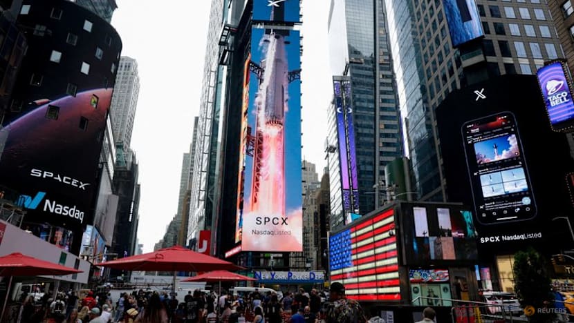 Short sellers notch $8.7 billion profit as SpaceX shares dip to IPO price