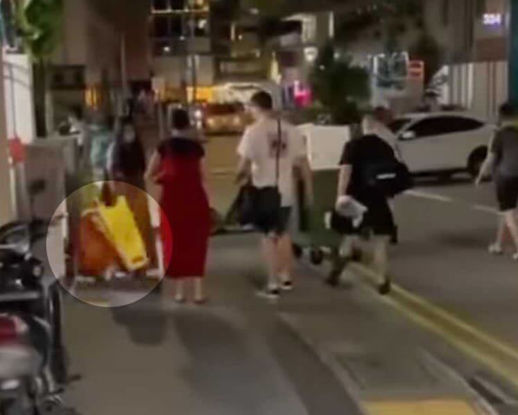 Police investigating teenagers seen flipping signboard that hits child along Keong Saik Road