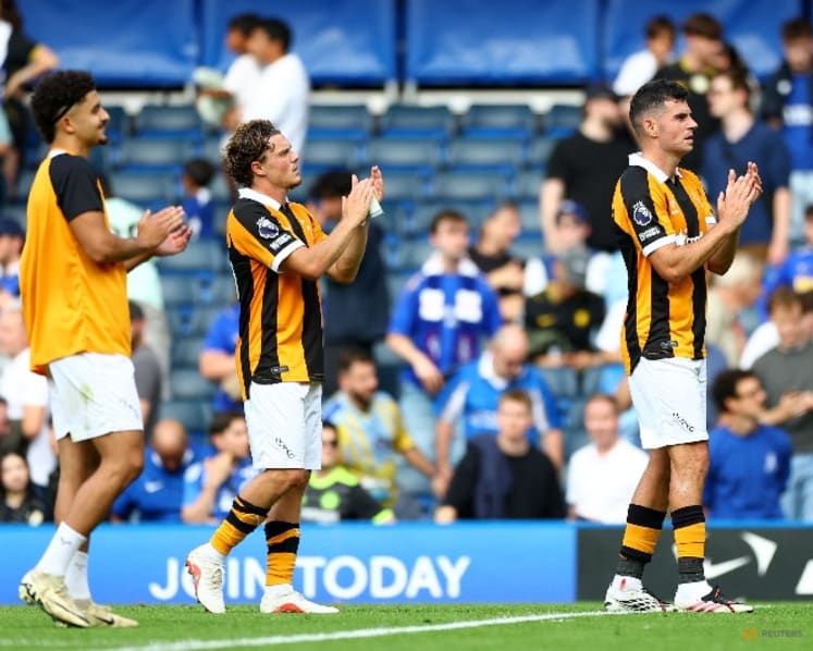Hull extend unbeaten start with 2-2 draw at Chelsea