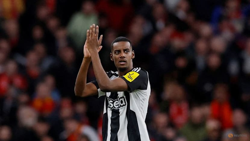 Liverpool smash British transfer record to sign Newcastle striker Isak Liverpool smash British transfer record to sign Newcastle striker Isak