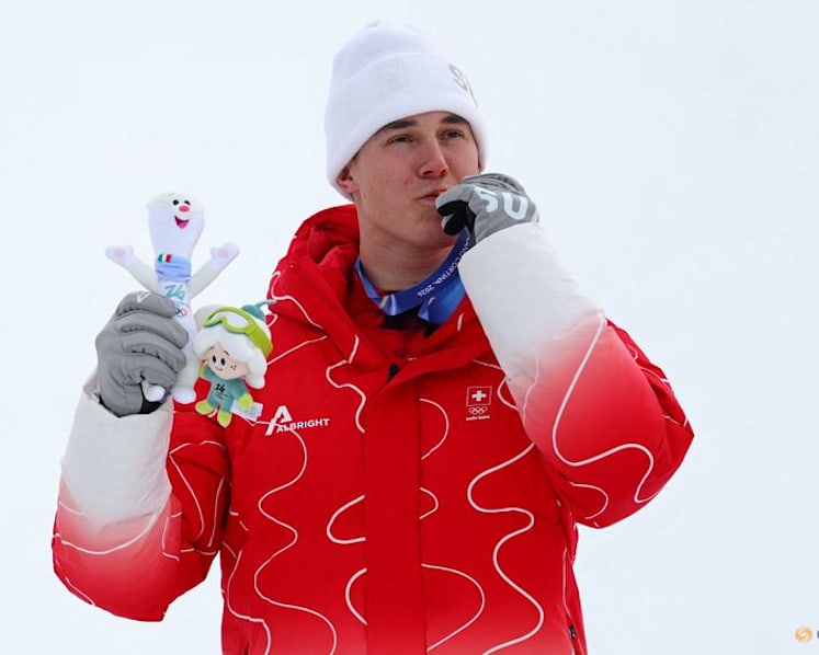 Alpine skiing-Golden joyride continues for Von Allmen, the Stelvio's smiling assassin