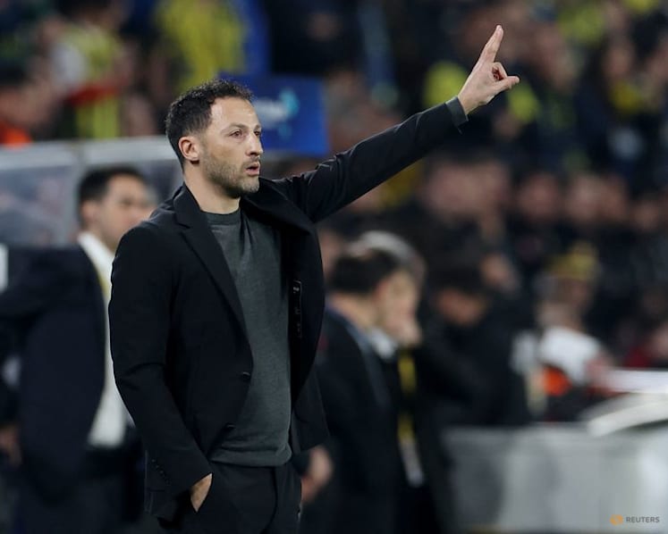 Fenerbahce sack manager Tedesco after derby drubbing by Galatasaray