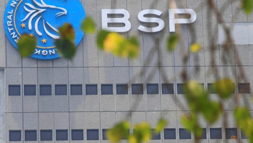 Philippine central bank cuts banks' reserve requirements, effective from late March Philippine central bank cuts banks' reserve requirements, effective from late March