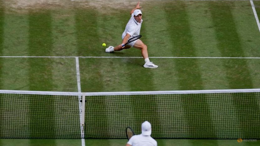 Briton Fery downs Dimitrov in battle of the wildcards