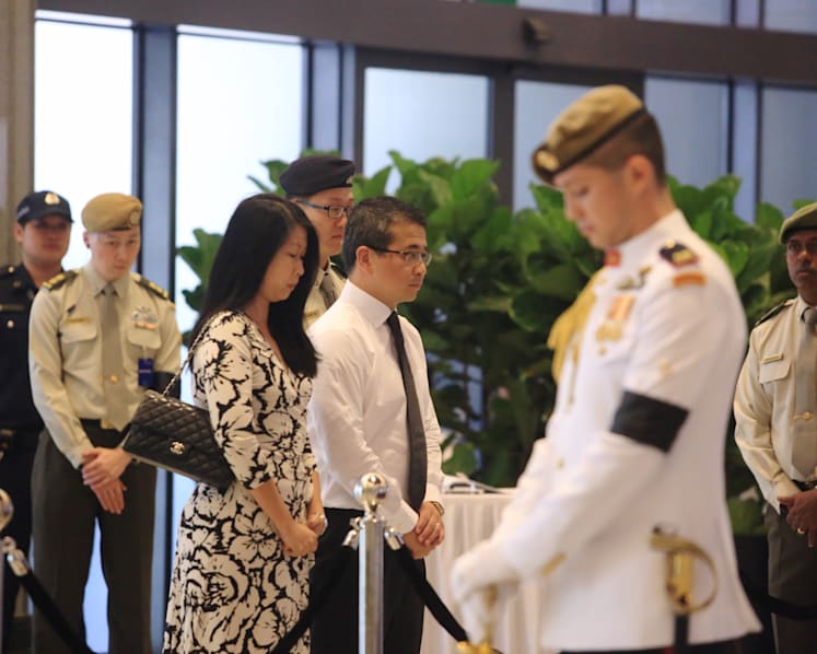 Young and old bid goodbye to S R Nathan