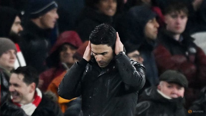 Lacklustre Arsenal held to dour 0-0 draw by Liverpool