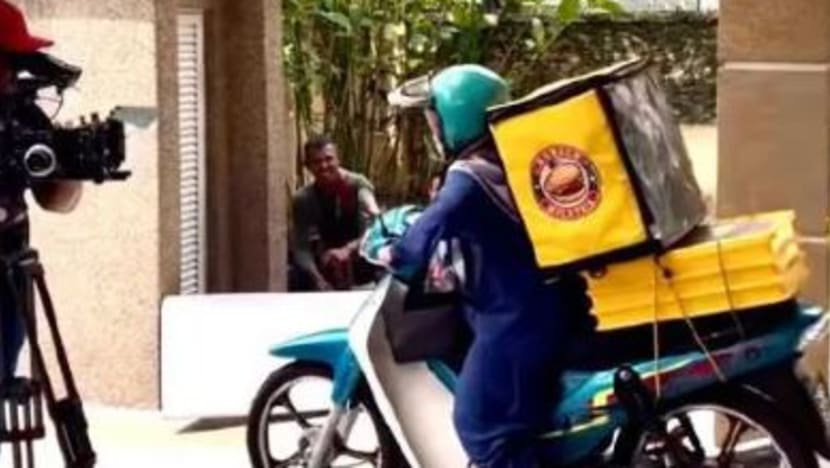 Pelakon Noorkhiriah terlibat dalam kemalangan kecil semasa penggambaran drama 'Bosskid' 