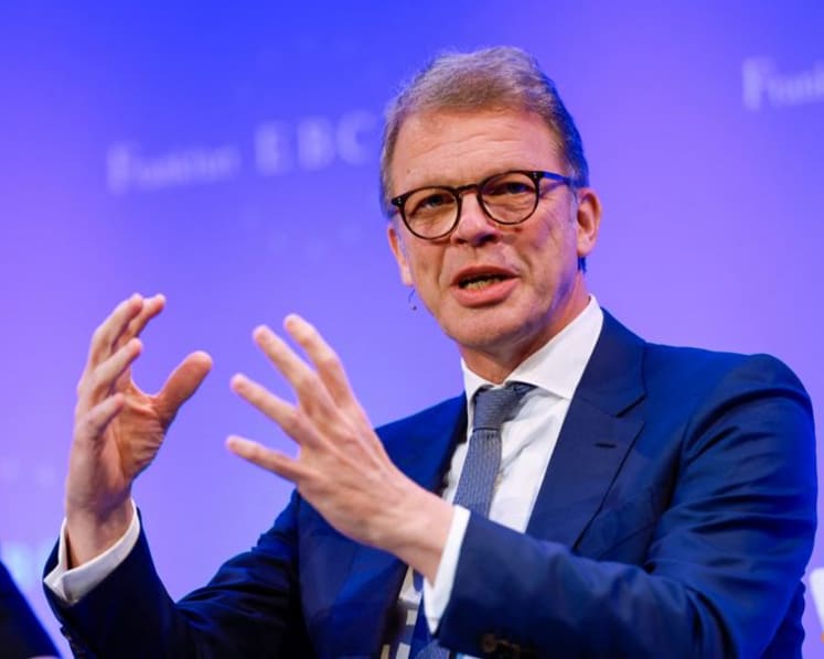 Banking industry scrambles for Anthropic's Mythos as global regulators review risks