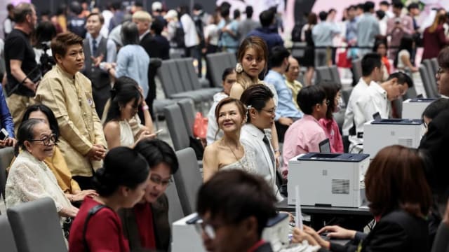 泰国婚姻平等法今生效  数百对同性伴侣今天结婚
