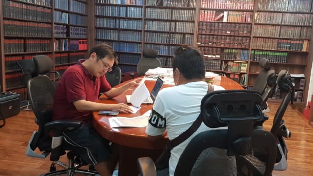 15分钟内遭转账14次 马国男损失逾万新元存款