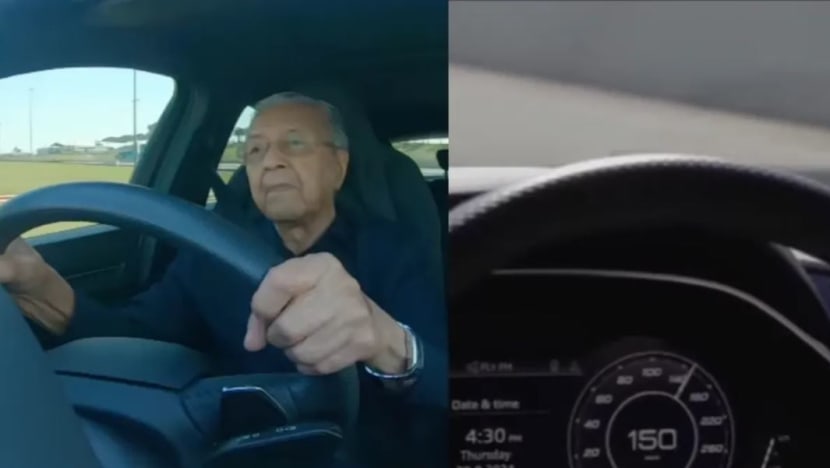 Mahathir selamba pecut 150km sejam di litar Sepang meski usia cecah 99 tahun Mahathir selamba pecut 150km sejam di litar Sepang meski usia cecah 99 tahun