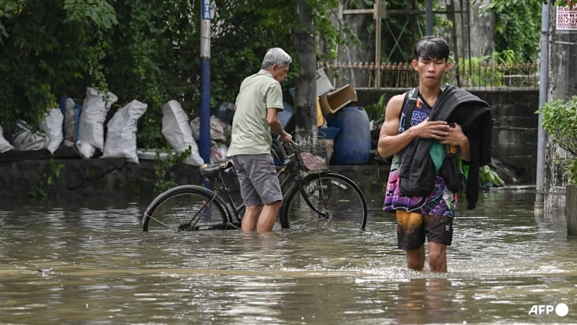 Tropical storm kills family of 5 as it hits Philippines Tropical storm kills family of 5 as it hits Philippines