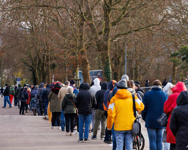 Germany: Incoming minister advises against Christmas travel to stem COVID-19