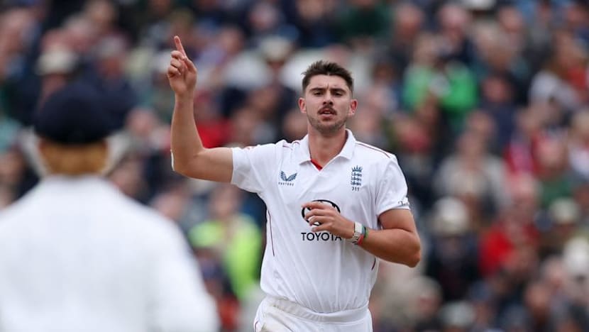 Tongue routs Pakistan as England dominate miniatura
