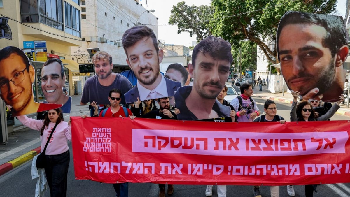 Freed Isaeli hostages urge Netanyahu to implement Gaza deal ‘in full’