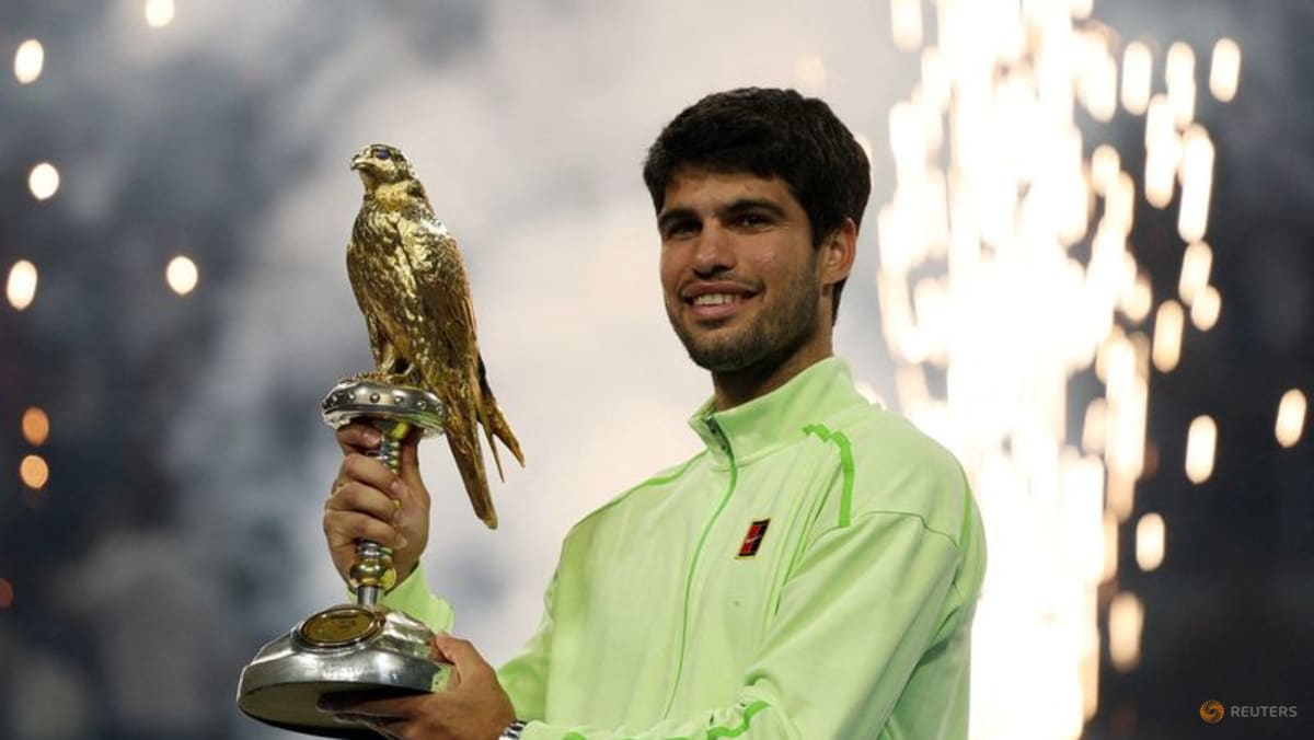 Alcaraz downs Fils to win Qatar Open, extends perfect start to the year