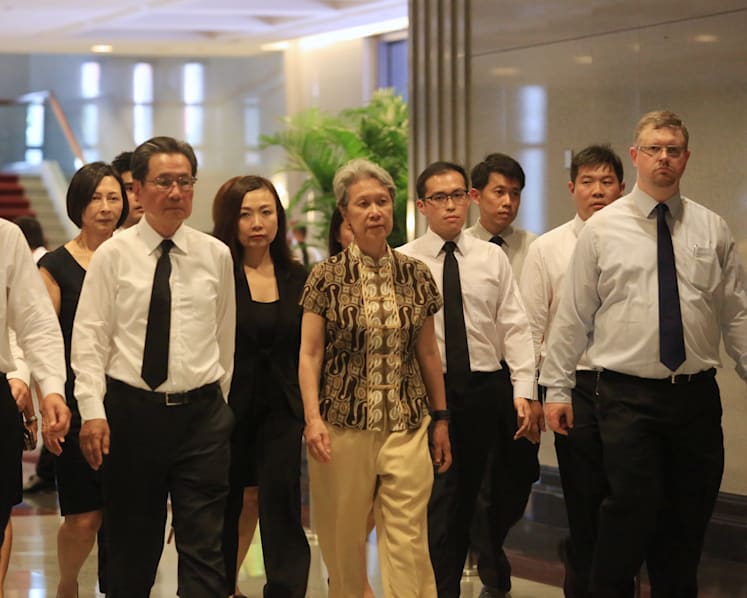 Young and old bid goodbye to S R Nathan