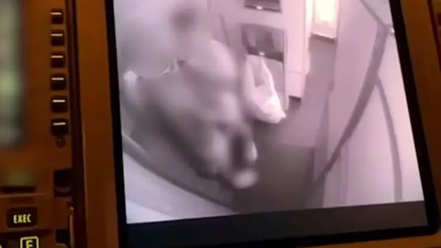 乘客机上发生性行为 瑞航机组人员偷拍后分享