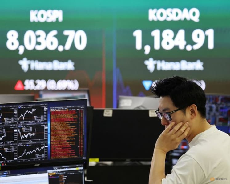 South Korea pension fund to invest more in local stocks as KOSPI rallies