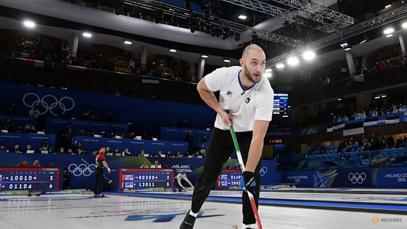 Curling-Italy to face US in semi-finals, Britain take on Sweden