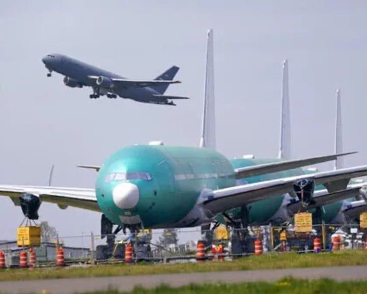 US to give aircraft companies US$482 million to avoid job, pay cuts during COVID-19 pandemic 