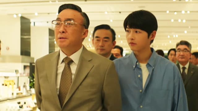 财阀家的小儿子（第15集）：导俊被爆操控股价