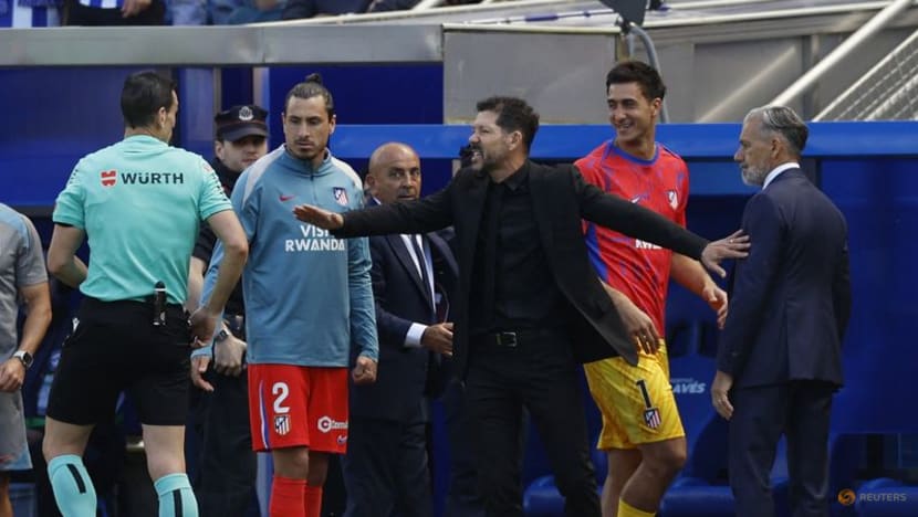 Atletico's title hopes take another hit in 0-0 draw at Alaves