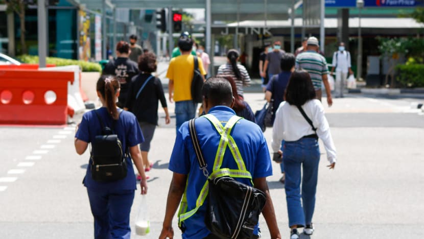52,000 workers earn less than S$1,300 a month, including Workfare payouts and CPF contributions: Zaqy Mohamad