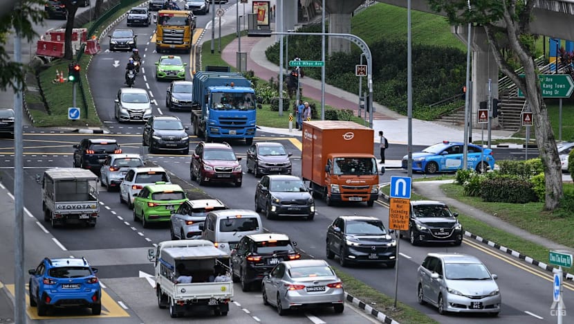 Category A COE premium falls to S$126,000; Category B sees slight dip