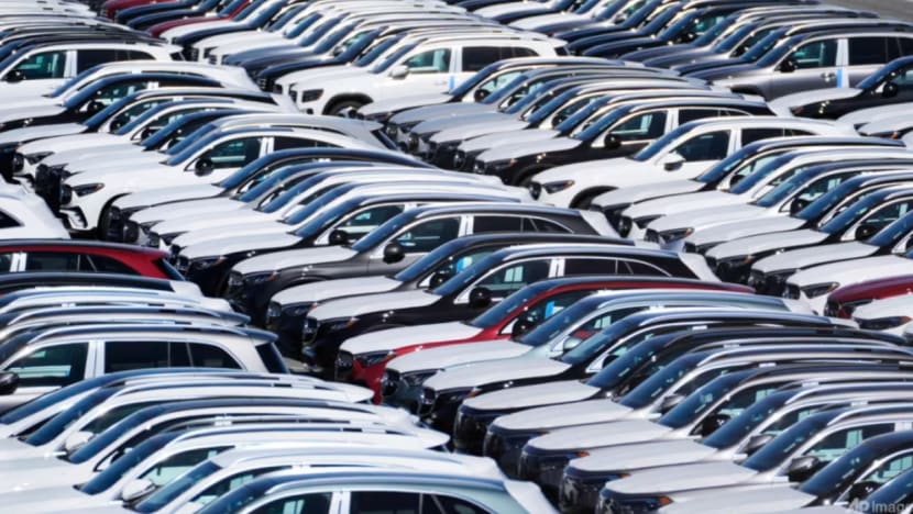 Industri automotif global dijangka terjejas teruk dengan harga lebih tinggi, ramai hilang pekerjaan akibat tarif Amerika Industri automotif global dijangka terjejas teruk dengan harga lebih tinggi, ramai hilang pekerjaan akibat tarif Amerika