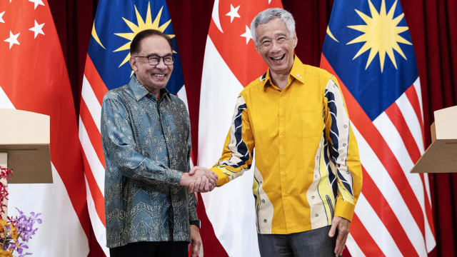 新马两国领导人会晤 李总理：会谈富成效和实质性