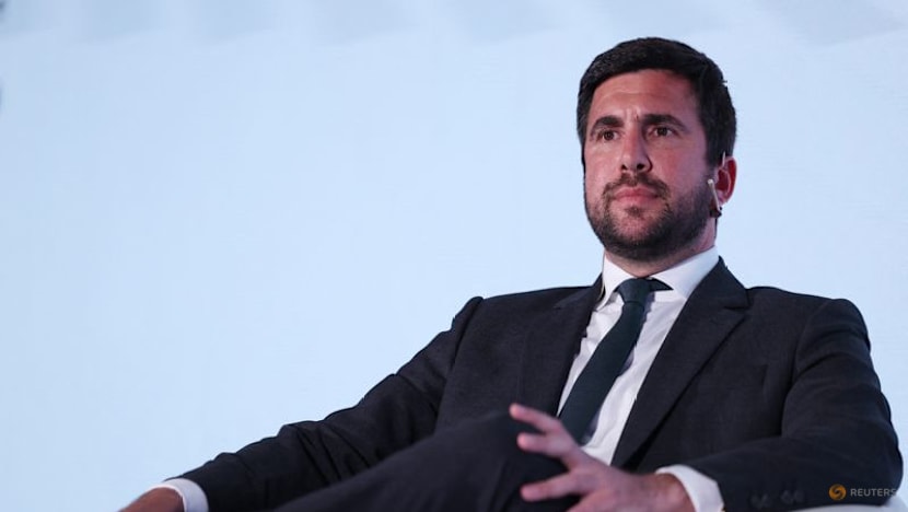 Energy tycoon Riquelme confirms plan to challenge for Real Madrid presidency