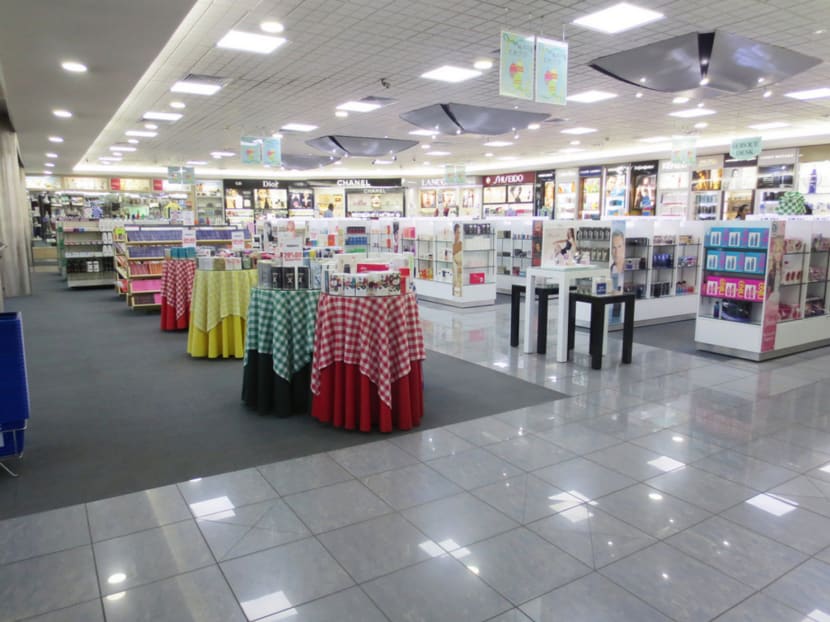 Of bulas and bull sharks