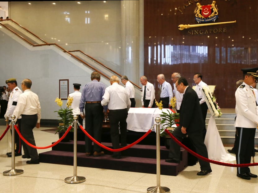 Members of the PAP Old Guard paying their last respects to the late Mr Lee Kuan Yew at the Parliament House on March 26, 2015. Photo: Don Wong