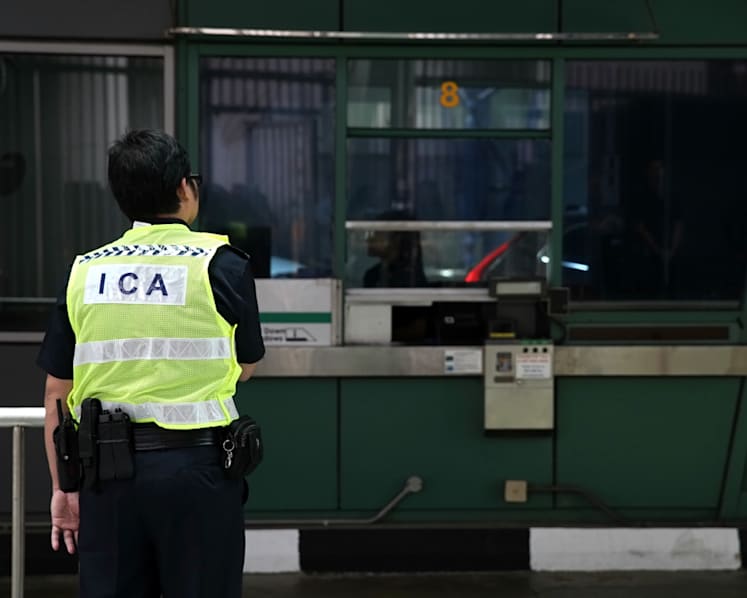 Driver fined, jailed 12 weeks for crashing through barrier at Woodlands Checkpoint