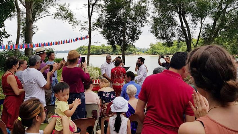 Ubinites and boatmen help make unusual wedding bash a reality