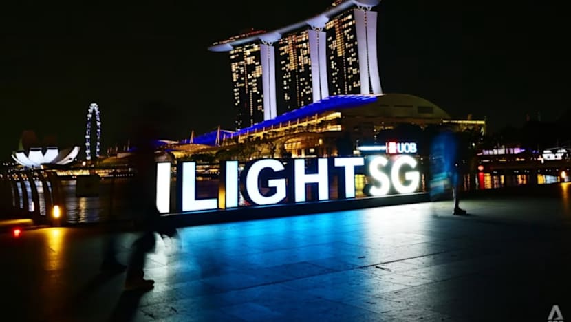 i Light Singapore kembali dengan 14 pemasangan cahaya dan aktiviti lain di Marina Bay & Raffles Place