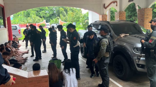涉诈骗逾10万受害者 泰警方捣毁中国诈骗团伙