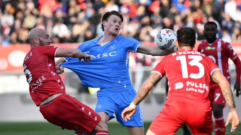Late McTominay goal gives Napoli 1-0 win at bottom side Monza
