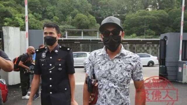新柔长堤连撞11车 重型罗厘司机和公司不认罪