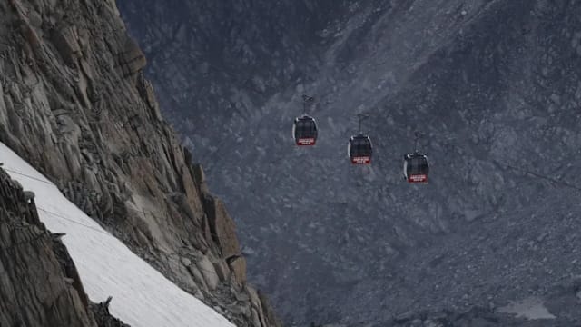 意大利西北部山上发生缆车事故 至少四人受伤