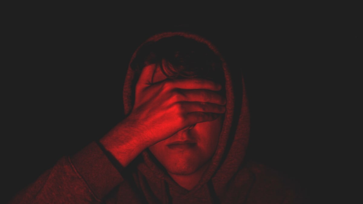 Voyeurism problem: Professional treatment needed for both victims and 'compulsive' perpetrators. - Today - CNA