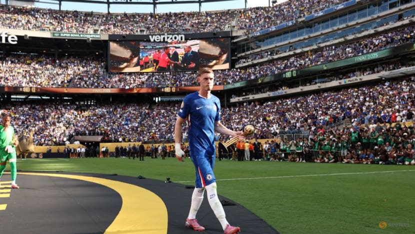 Injured Palmer to miss Fulham game as Chelsea close in on Garnacho