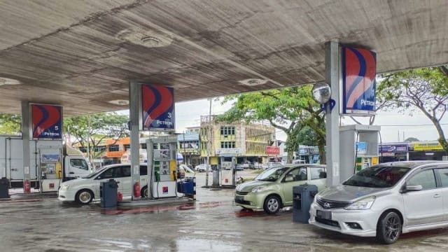 马国拟推行实名制添燃油 柔佛油站业者有弹有赞