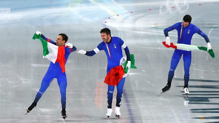 Speed skating-Giovannini delivers 'night-night' celebration after Italy stun US for team pursuit glory